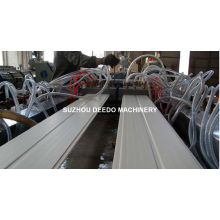 Línea de producción de paneles de pared de techo de PVC
